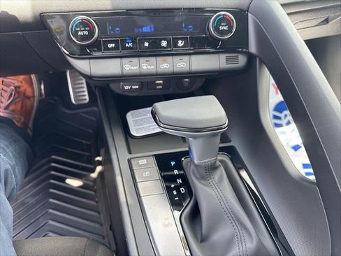 New 2026 Hyundai Elantra Sport FWD image 22