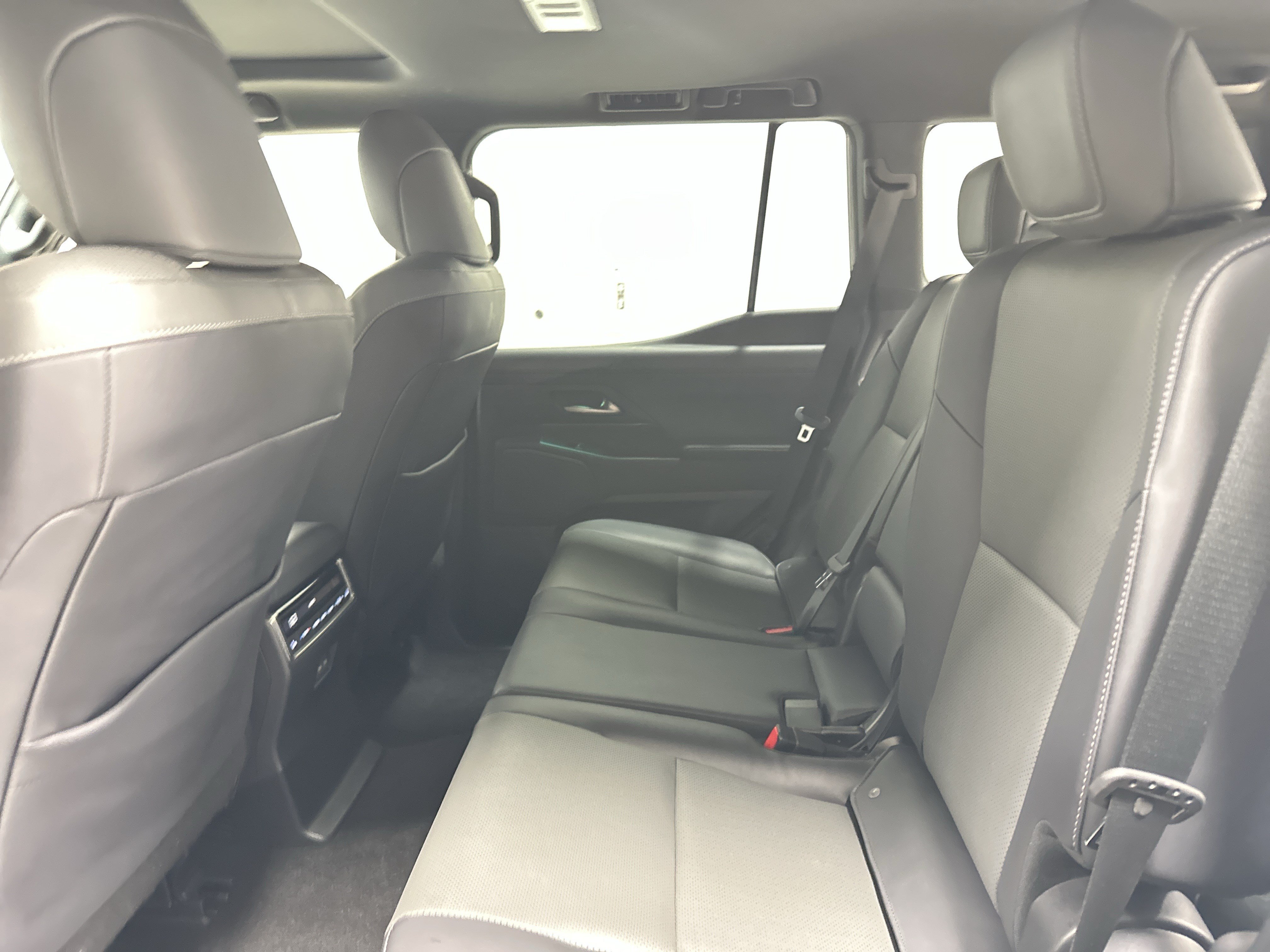 Certified 2024 Lexus GX 550 w/ Accessory Package (Z1) AWD/4WD image 31