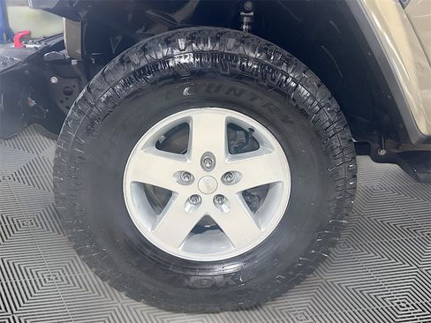 Used 2020 Jeep Gladiator Rubicon image 31