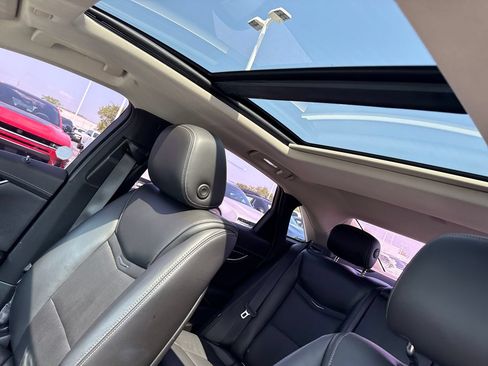 Used 2019 Cadillac XTS Luxury AWD/4WD image 12