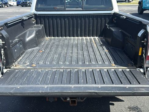 Used 2014 Toyota Tacoma PreRunner w/ SR5 Package RWD image 23