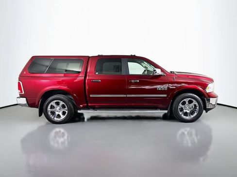 Used 2017 RAM 1500 Laramie w/ Convenience Group AWD/4WD image 8
