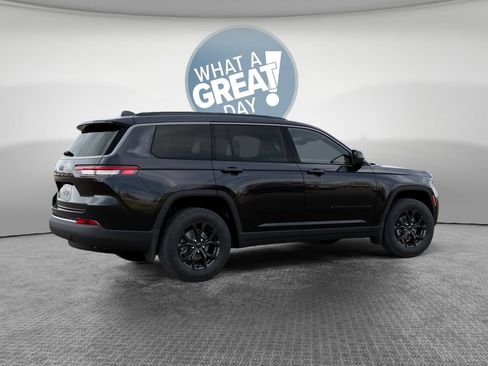 New 2026 Jeep Grand Cherokee L 4WD image 5