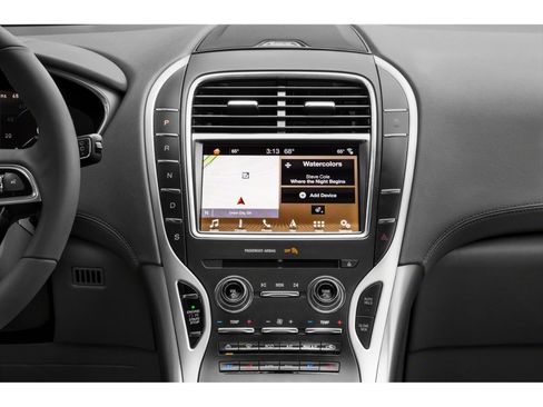 Used 2019 Lincoln Nautilus Reserve FWD image 30