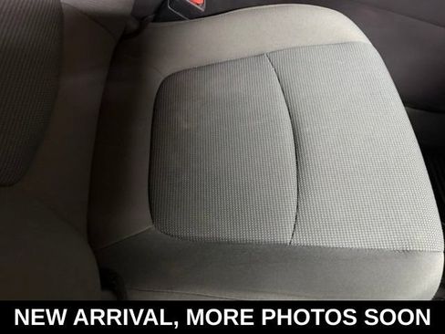 Used 2021 Toyota RAV4 LE FWD image 27