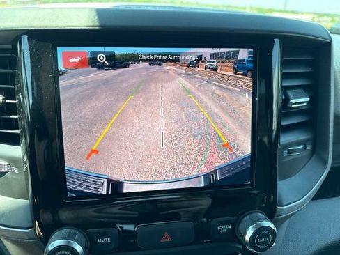 New 2026 RAM 2500 Tradesman w/ Chrome Appearance Group AWD/4WD image 38