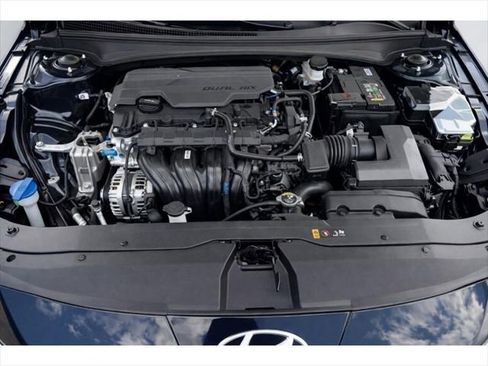 New 2025 Hyundai Elantra Sport image 19