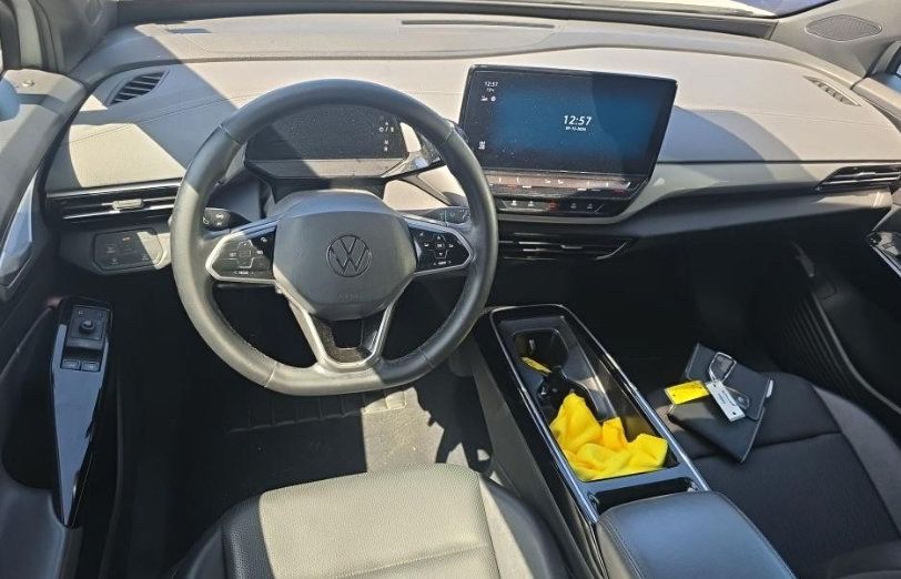 Used 2023 Volkswagen ID.4 Pro S RWD image 3
