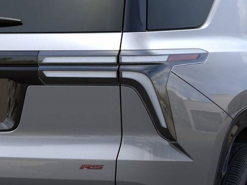 New 2026 Chevrolet Traverse RS w/ LPO, Floor Liner Package AWD/4WD image 35