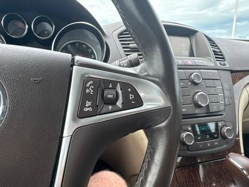 Used 2013 Buick Regal Premium FWD image 19
