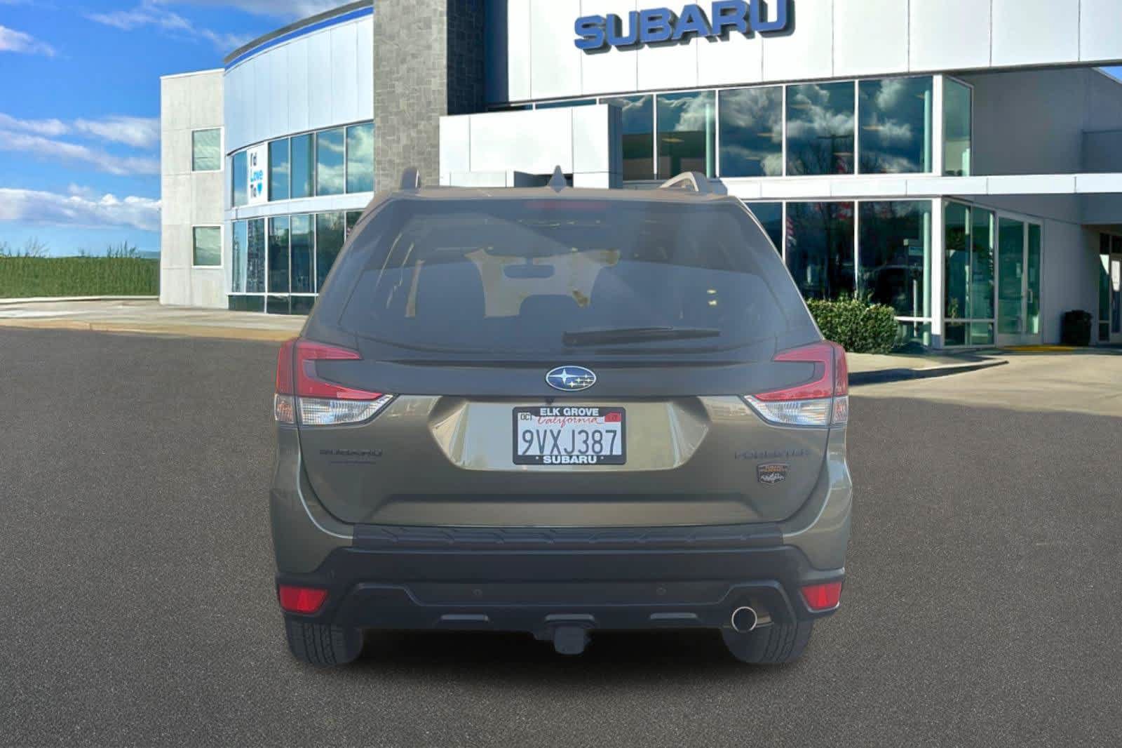 Certified 2025 Subaru Forester Wilderness w/ Convenience Package AWD/4WD image 7