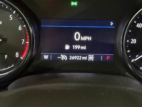 Used 2020 Buick Encore GX Preferred w/ Cold Weather Comfort Package image 17