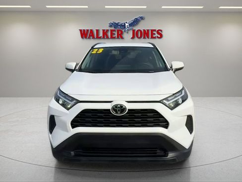 Used 2023 Toyota RAV4 XLE FWD image 2
