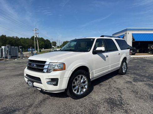 Used 2017 Ford Expedition EL Limited w/ Equipment Group 301A AWD/4WD image 7
