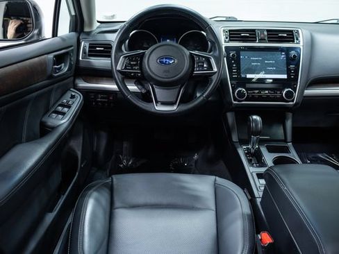 Used 2019 Subaru Outback 3.6R Limited w/ Popular Package #2 AWD/4WD image 3