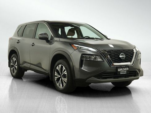 Used 2022 Nissan Rogue SV image 7