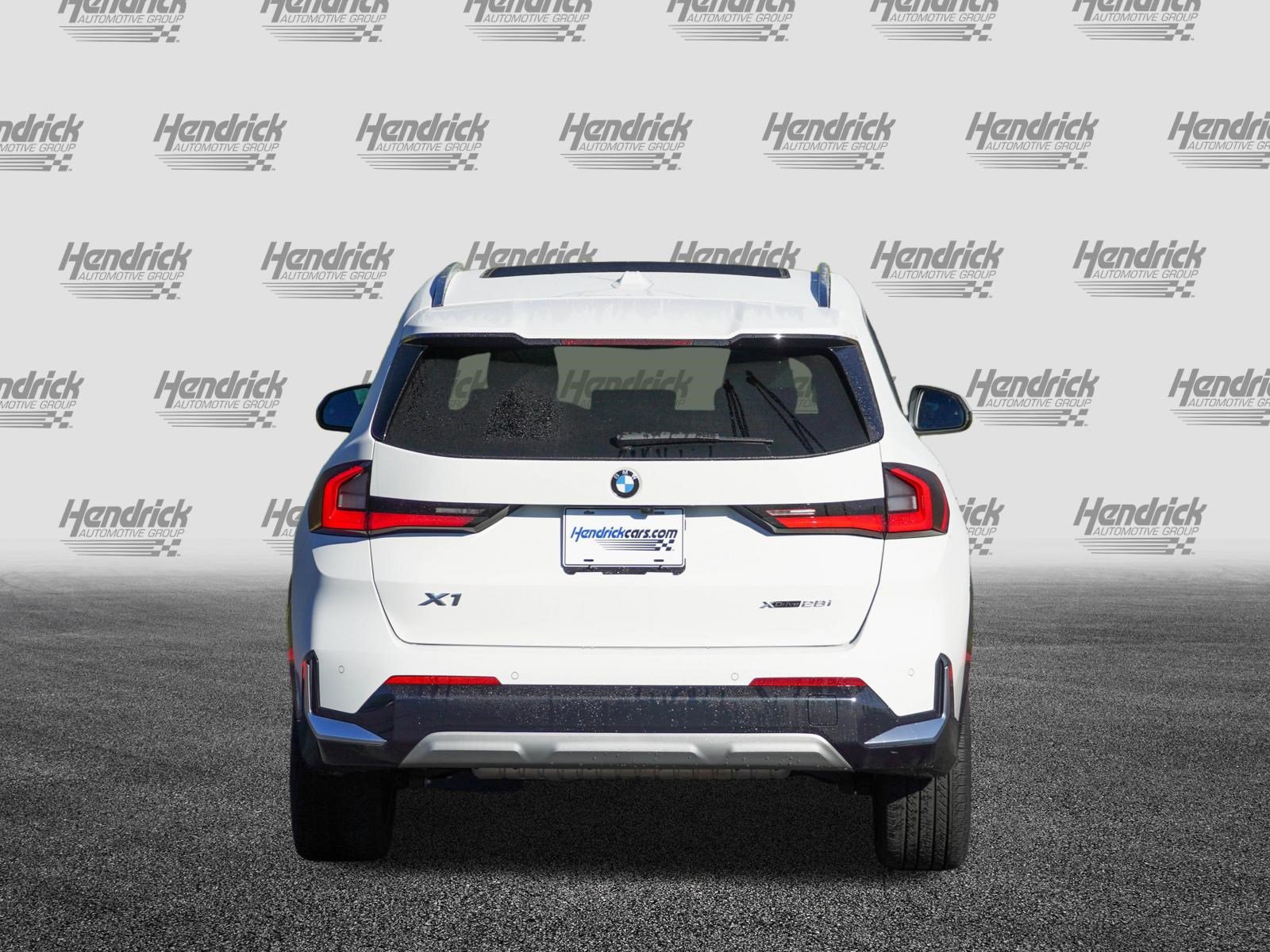 Certified 2024 BMW X1 xDrive28i w/ Technology Package AWD/4WD image 7