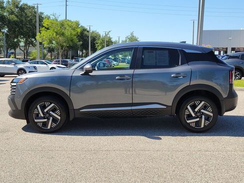 Certified 2025 Nissan Kicks SV w/ SV Premium Package FWD image 8
