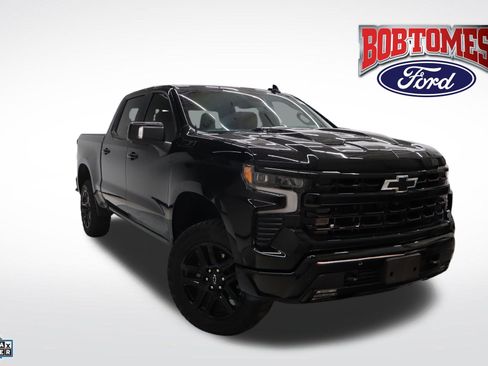 Used 2024 Chevrolet Silverado 1500 LT Trail Boss w/ LT Trail Boss Premium Package image 1