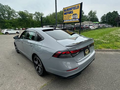 Used 2023 Honda Accord Sport image 7