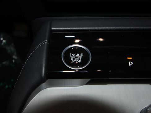 New 2026 Lincoln Navigator Reserve AWD/4WD image 10