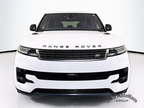 Used 2023 Land Rover Range Rover Sport SE AWD/4WD image 2