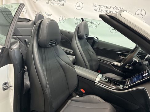 New 2026 Mercedes-Benz CLE 300 4MATIC Cabriolet image 19