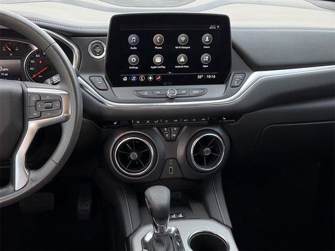 Certified 2024 Chevrolet Blazer LT w/ Convenience Package image 16