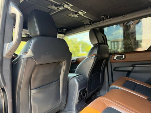 Used 2024 Ford Bronco Outer Banks AWD/4WD image 30
