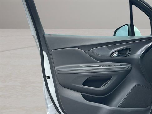 Used 2022 Buick Encore Preferred w/ Safety Package image 26