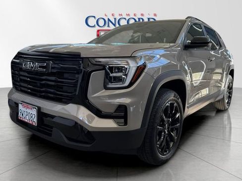 Used 2026 GMC Terrain Elevation w/ Black Edition image 7