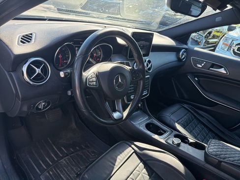 Used 2018 Mercedes-Benz GLA 250 image 10