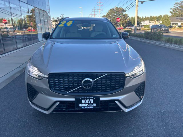 Used 2024 Volvo XC60 B5 Plus w/ Climate Package AWD/4WD image 7