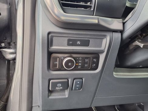 Used 2025 Ford F150 Lariat w/ Equipment Group 502A High AWD/4WD image 26