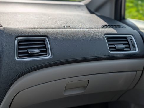 Used 2013 Honda Civic LX image 15