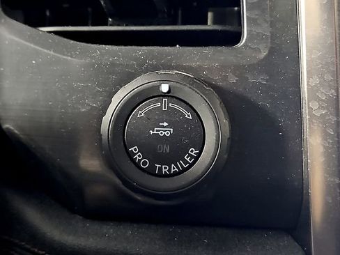 Used 2025 Ford F150 Lightning Lariat AWD/4WD image 28