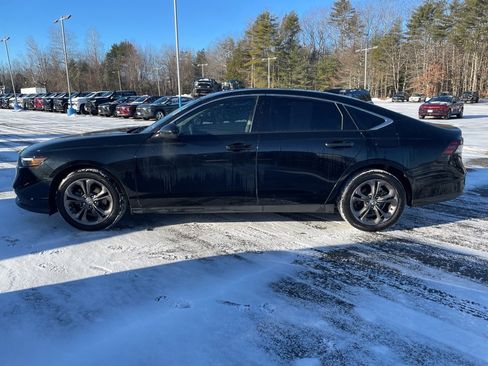 Used 2023 Honda Accord EX image 3