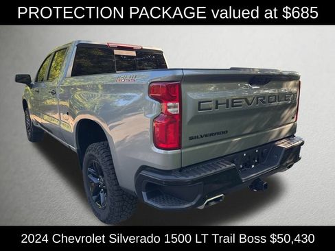 Used 2024 Chevrolet Silverado 1500 LT Trail Boss w/ Convenience Package II image 5