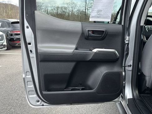 Used 2021 Toyota Tacoma SR5 image 23