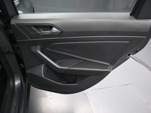 Used 2025 Volkswagen Jetta Sport FWD image 30