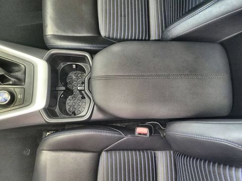 Used 2022 Toyota RAV4 XSE AWD/4WD image 21