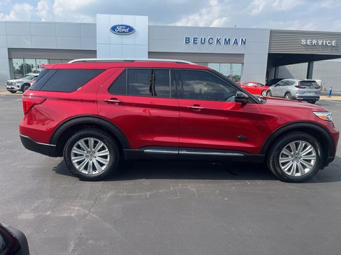 Used 2021 Ford Explorer King Ranch w/ Premium Technology Package AWD/4WD image 5