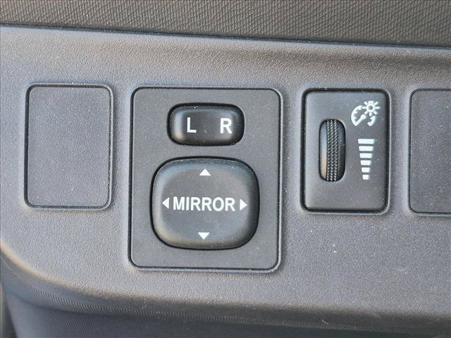 Used 2014 Toyota Prius C Three FWD image 13
