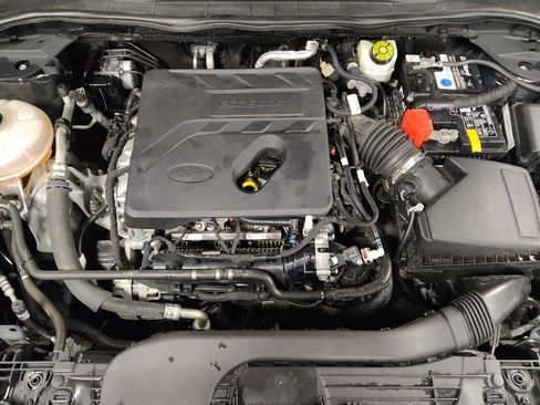 Used 2020 Ford Escape SE image 30