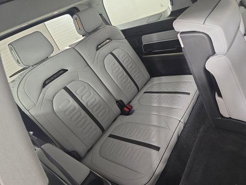 Used 2024 Rivian R1S Adventure AWD/4WD image 25