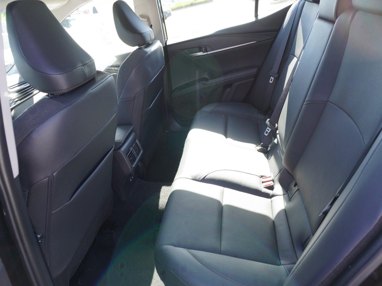 Used 2026 Toyota Camry XLE FWD image 13