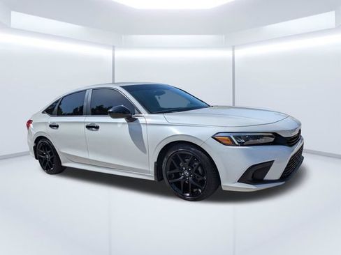 Used 2024 Honda Civic Sport image 2