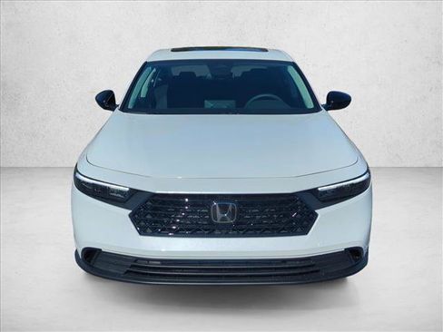 Used 2025 Honda Accord SE image 6