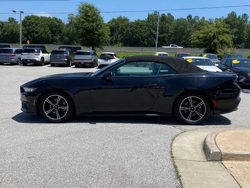 Used 2024 Ford Mustang Premium RWD image 4
