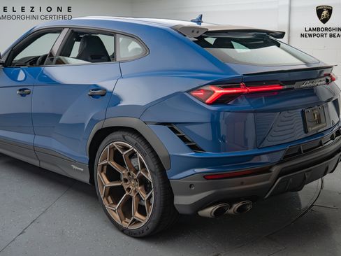 Used 2024 Lamborghini Urus Performante image 18